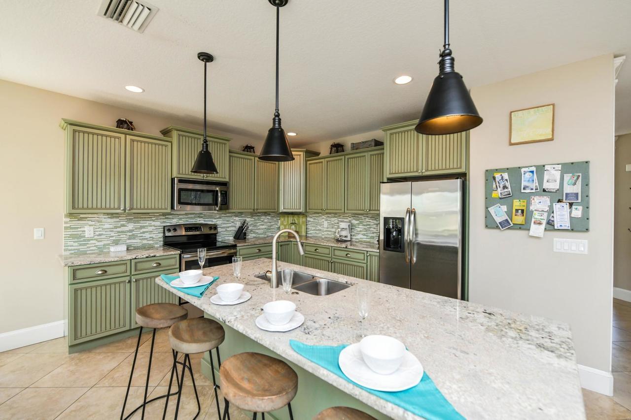 Nautical Tides Villa Bradenton Beach Exterior photo