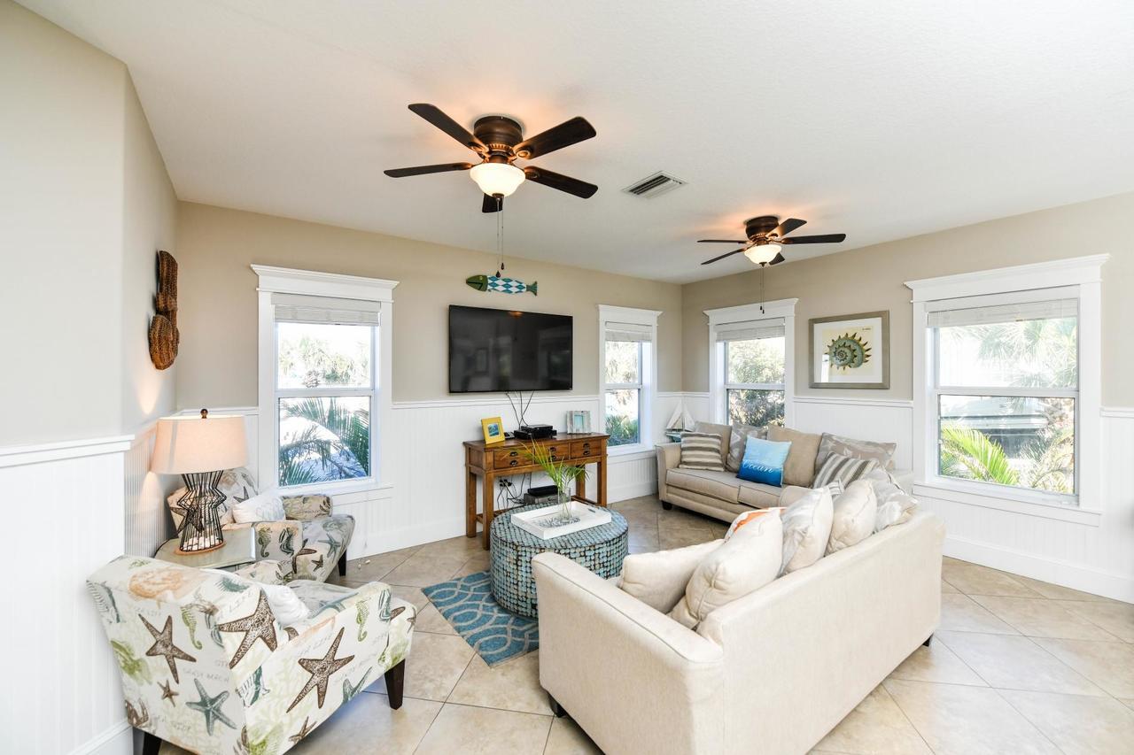 Nautical Tides Villa Bradenton Beach Exterior photo