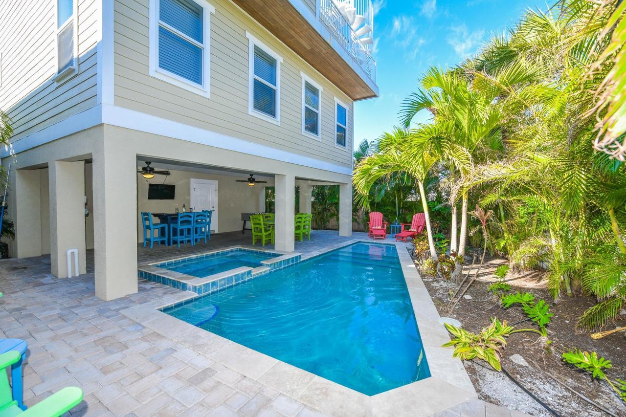 Nautical Tides Villa Bradenton Beach Exterior photo