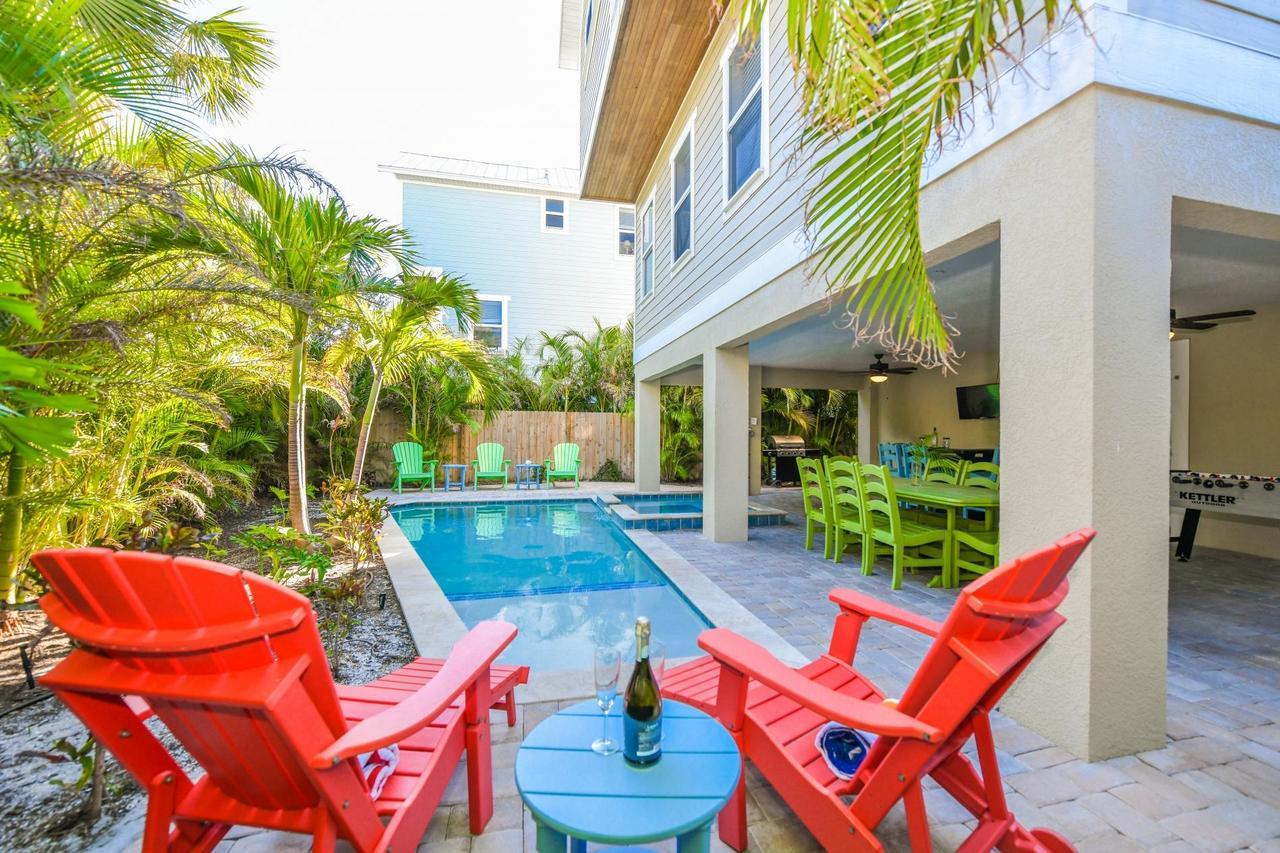 Nautical Tides Villa Bradenton Beach Exterior photo