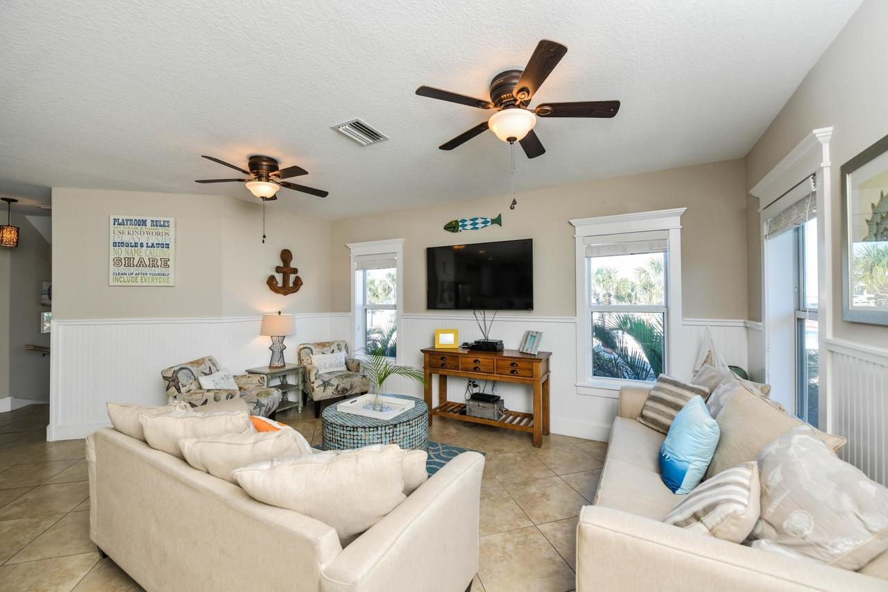 Nautical Tides Villa Bradenton Beach Exterior photo